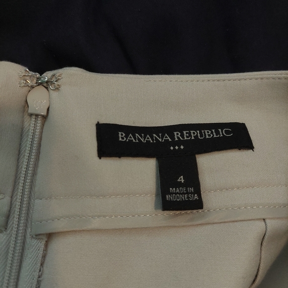 Banana Republic Skirt - Picture 4 of 4